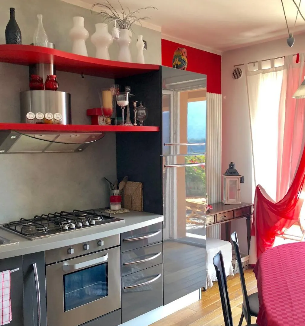 Tremezzina Appartamento Red & Grey 梅泽格拉 公寓